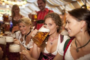 Oktoberfest-Girls-27-540x360