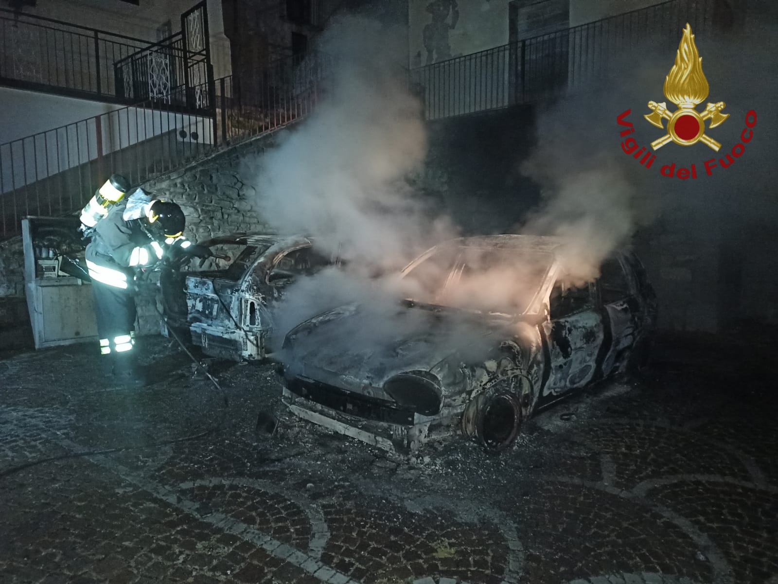 Attentato Incendiario A Poggio Sannita Carabinieri A Caccia Del